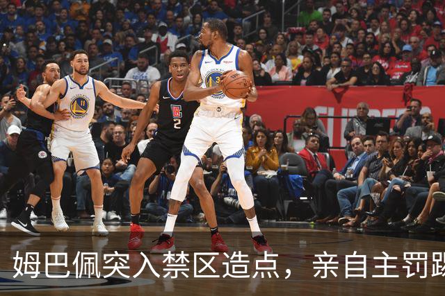 姆巴佩突入禁区造点，亲自主罚踢出勺子点球命中！皇马3-0塞维